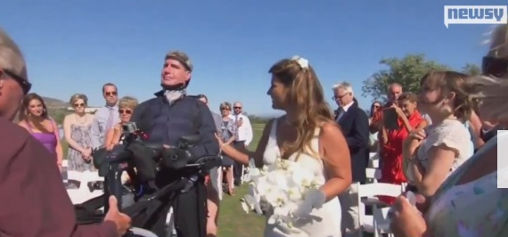 RT @AOL: Inspirational video of man with ALS walki…